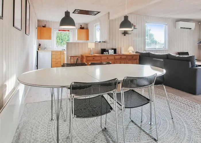 Jakko - 2-6km From The Sea By Interhome