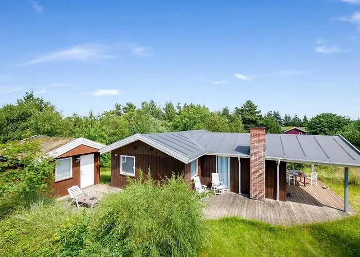 Jakko - 2-6km From The Sea By Interhome Bolilmark